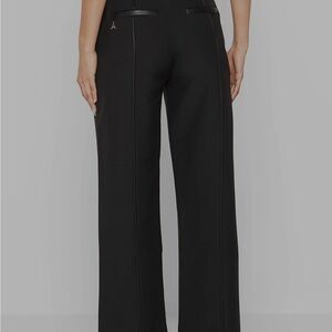 NWT Élégant Manière de Voir pants with faux leather piping . Size US4